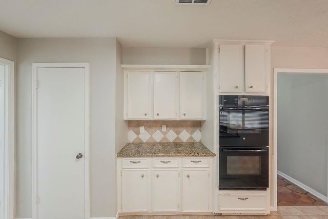 7803 Hurst Forest Drive, Humble, TX 77346