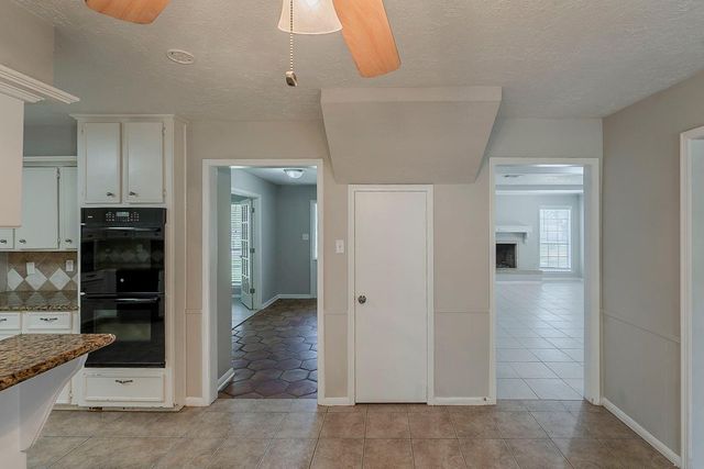 7803 Hurst Forest Drive, Humble, TX 77346