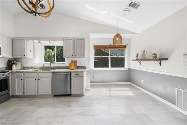 4209 Harris Ridge Court, Roswell, GA 30076