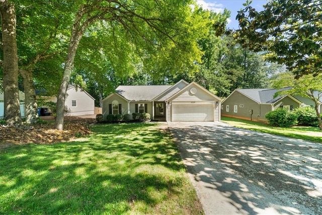 4209 Harris Ridge Court, Roswell, GA 30076