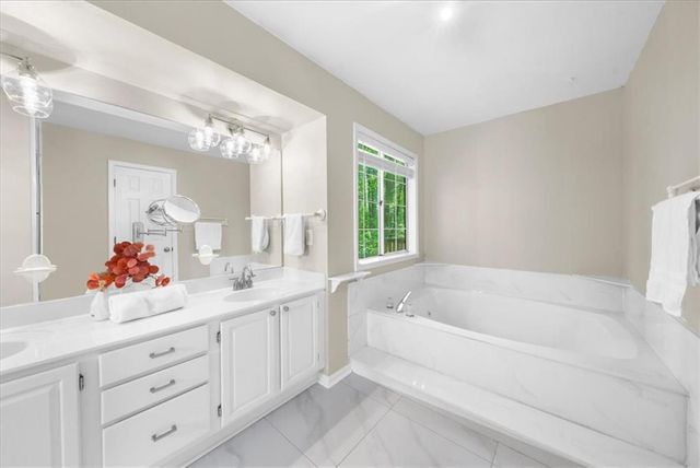 4209 Harris Ridge Court, Roswell, GA 30076