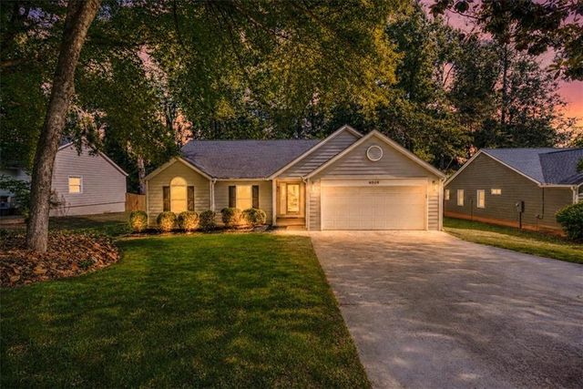 4209 Harris Ridge Court, Roswell, GA 30076