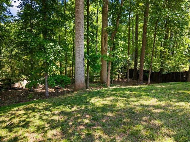 4209 Harris Ridge Court, Roswell, GA 30076