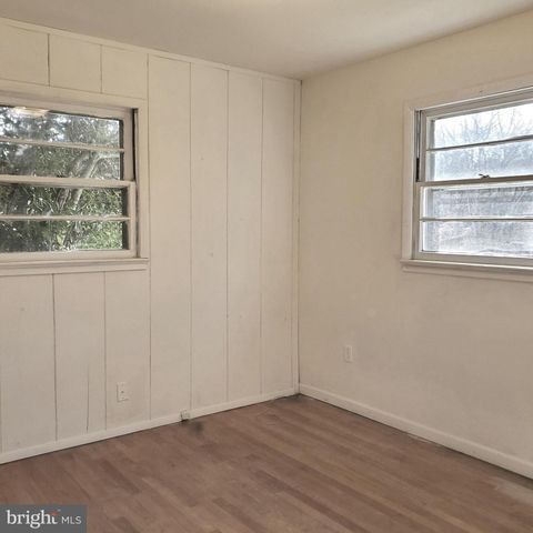 8614 LINTON HALL RD, Bristow, VA 20136