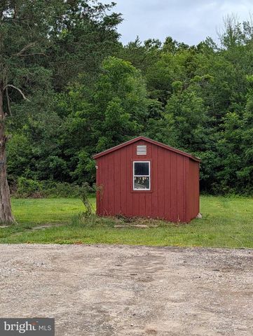 8614 LINTON HALL RD, Bristow, VA 20136