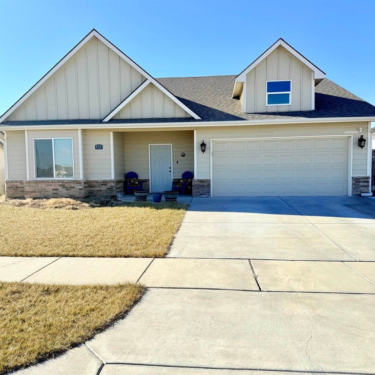 415 Sweetwater Rd, Maize, KS 67101