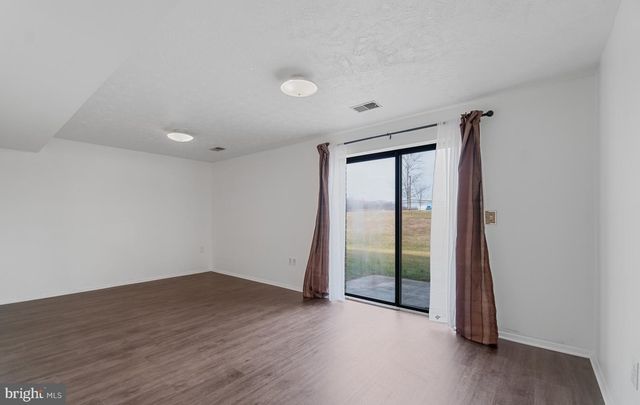 21 HOLLAND HILL CT, Catonsville, MD 21228