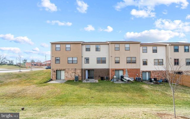 21 HOLLAND HILL CT, Catonsville, MD 21228