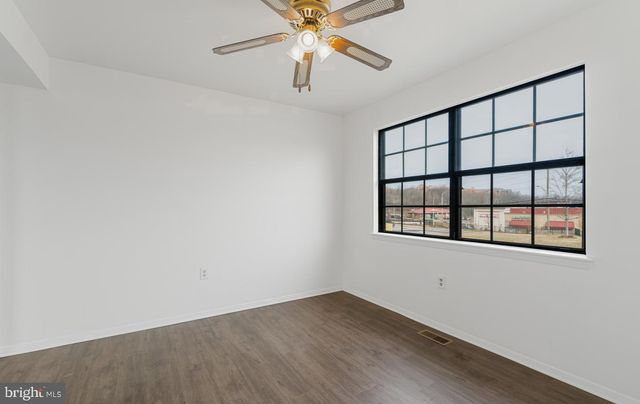 21 HOLLAND HILL CT, Catonsville, MD 21228