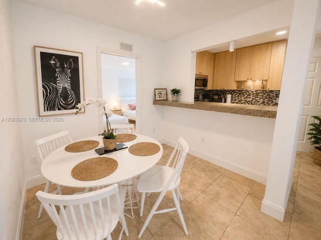 135 NW 68th St, Miami, FL 33150