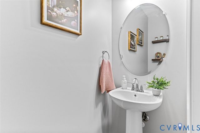 5449 Swift Fox Pl, Moseley, VA 23120