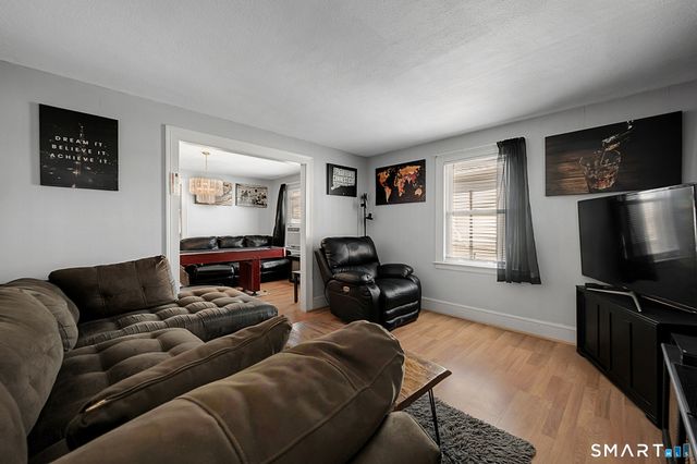 17 Layton Street, West Hartford, CT 06110