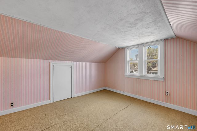 17 Layton Street, West Hartford, CT 06110