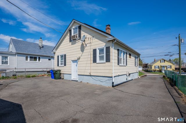 17 Layton Street, West Hartford, CT 06110