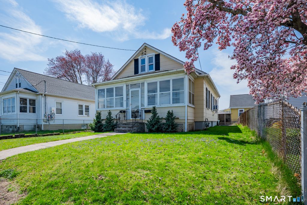 17 Layton Street, West Hartford, CT 06110