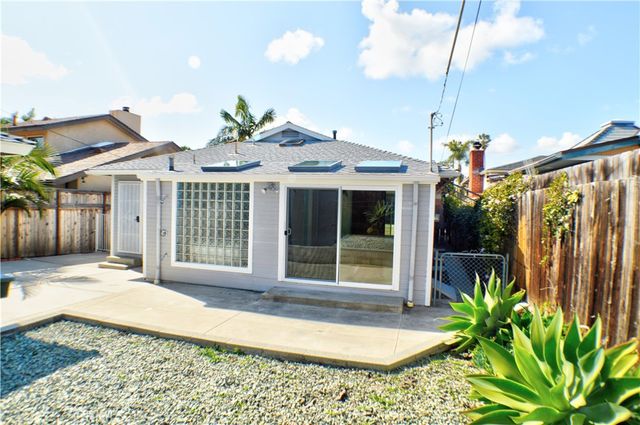 123 Avenida Valencia W, San Clemente, CA 92672