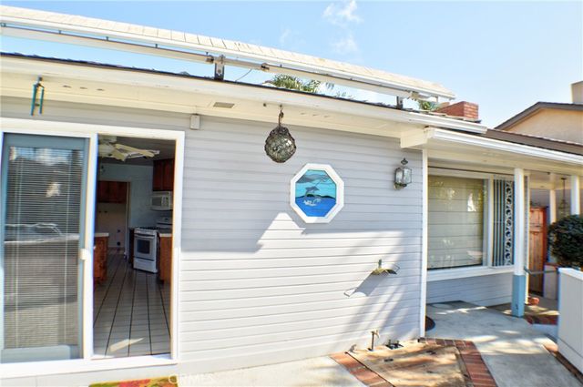 123 Avenida Valencia W, San Clemente, CA 92672