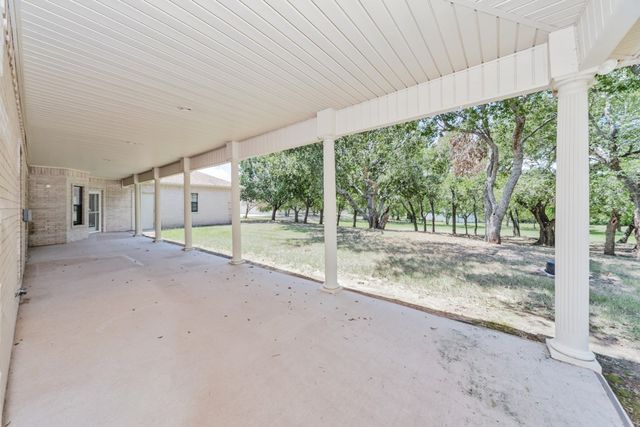 547 FM 677 N, St Jo, TX 76265