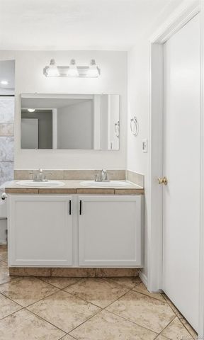 3873 S Fraser Street, Aurora, CO 80014