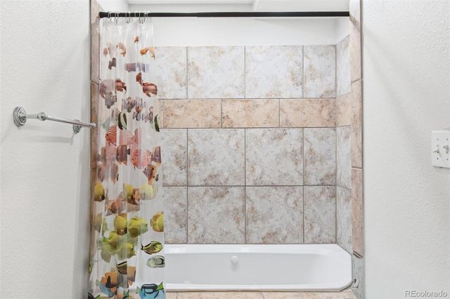 3873 S Fraser Street, Aurora, CO 80014