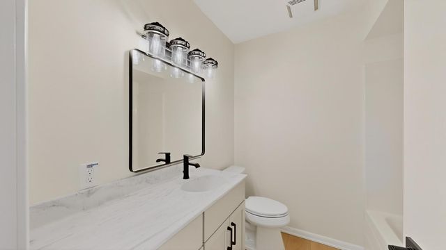 2206 1st Avenue SW, Rochester, MN 55902