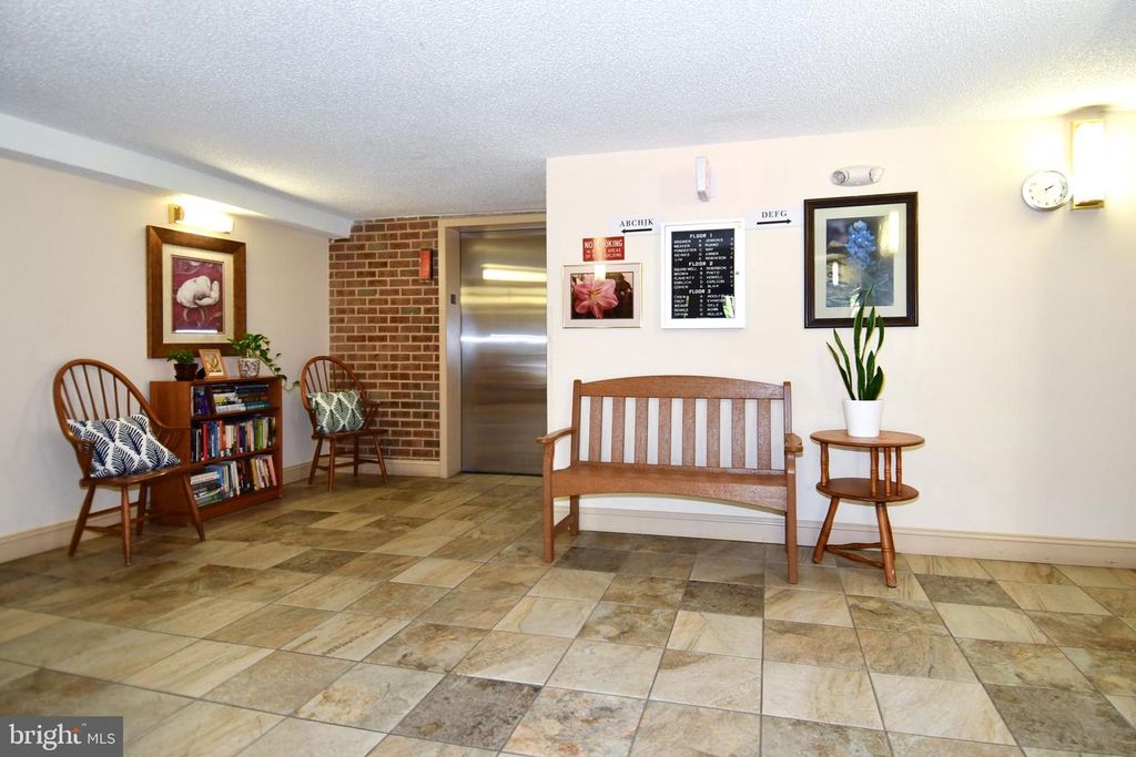 Image 23 of property listing at 15300 BEAVERBROOK CT #88-2H, Silver Spring, MD 20906