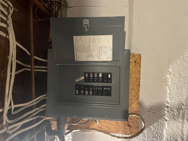 508 N James Street, Ludington, MI 49431