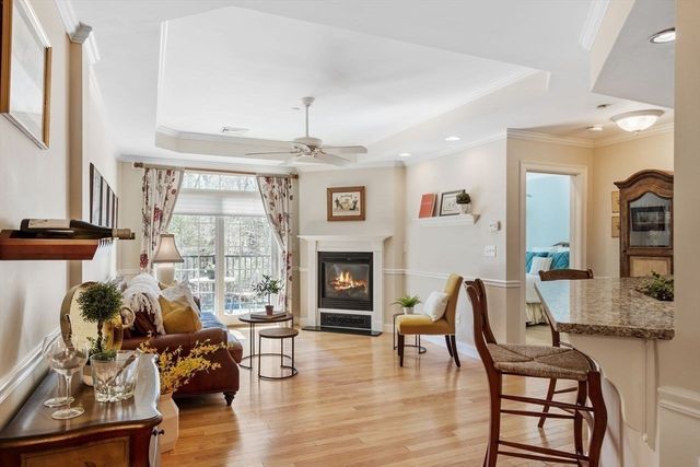350 Greene Street 102, North Andover, MA 01845