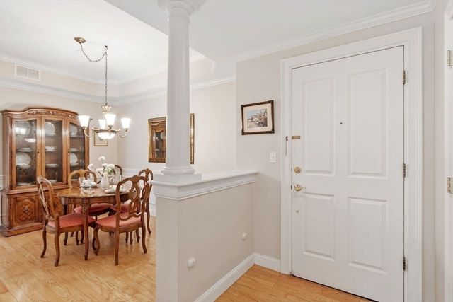 350 Greene Street 102, North Andover, MA 01845