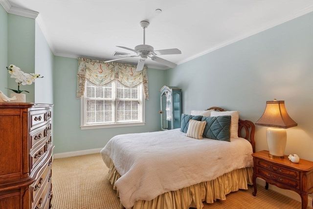 350 Greene Street 102, North Andover, MA 01845
