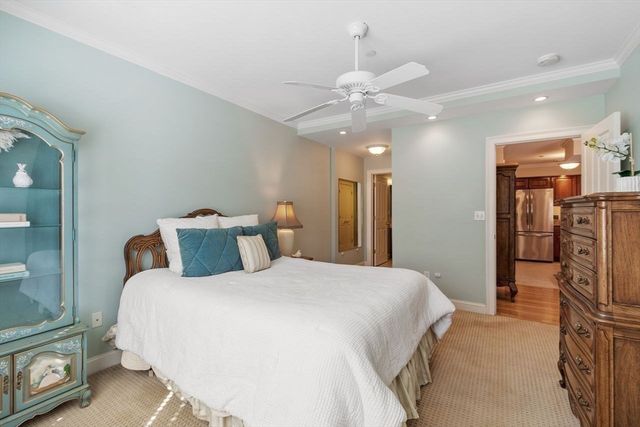 350 Greene Street 102, North Andover, MA 01845