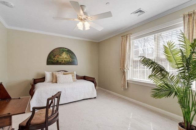 350 Greene Street 102, North Andover, MA 01845