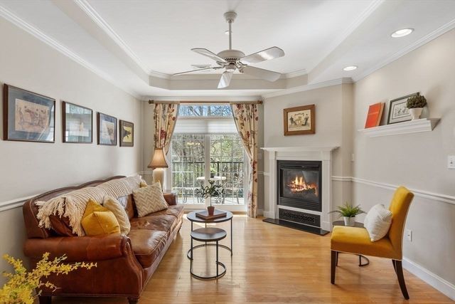 350 Greene Street 102, North Andover, MA 01845
