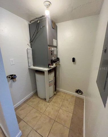 630 SW 67TH TERRACE A, Gainesville, FL 32607