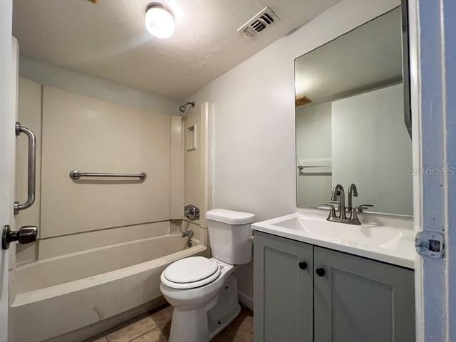 630 SW 67TH TERRACE A, Gainesville, FL 32607