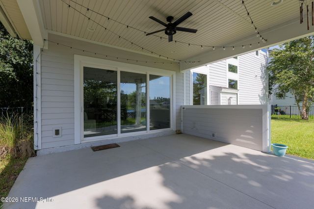 592 OUTLOOK Drive, Ponte Vedra, FL 32081