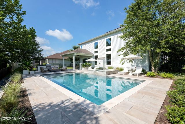 592 OUTLOOK Drive, Ponte Vedra, FL 32081