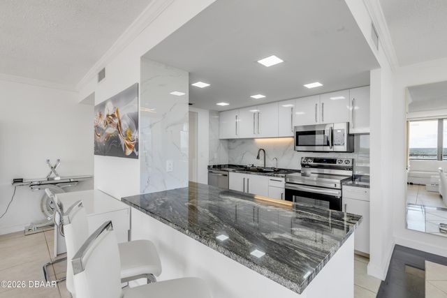 2900 N Atlantic Ave Unit 2106, Daytona Beach, FL 32118
