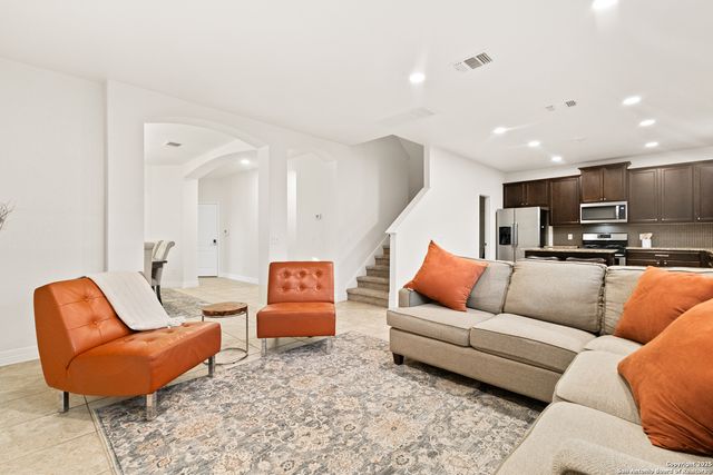 1110 Artisan Cove, San Antonio, TX 78251