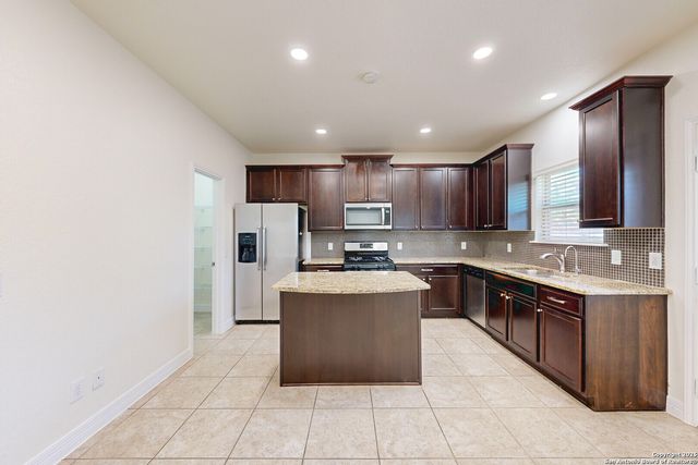 1110 Artisan Cove, San Antonio, TX 78251