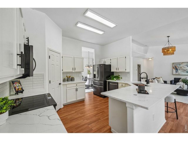 1375 Foxtail Dr, Broomfield, CO 80020