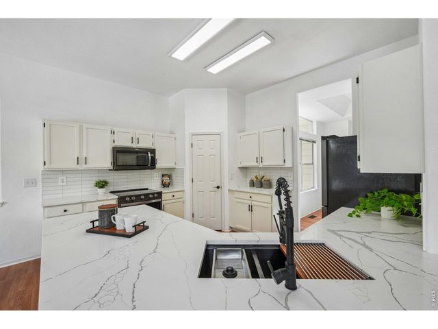 1375 Foxtail Dr, Broomfield, CO 80020