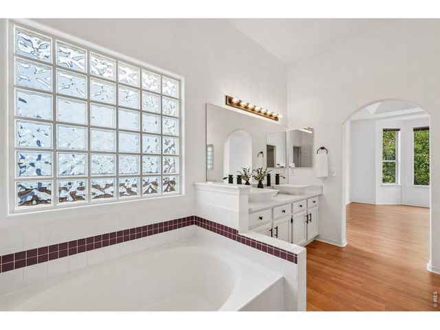 1375 Foxtail Dr, Broomfield, CO 80020