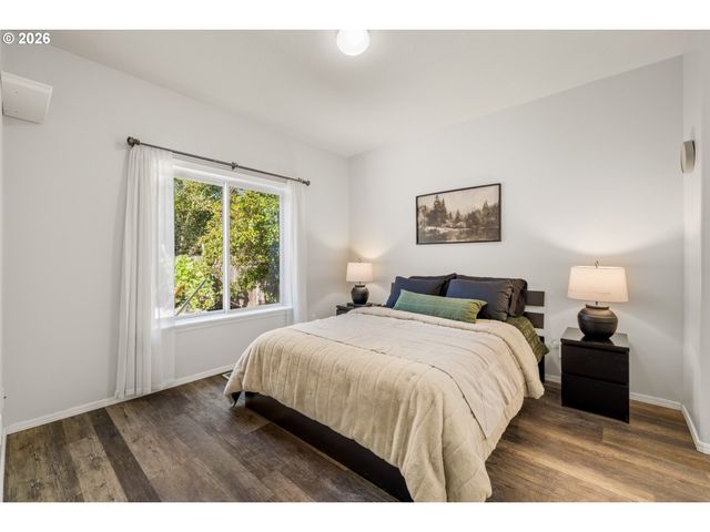 7386 Ne NELLY St, Hillsboro, OR 97124