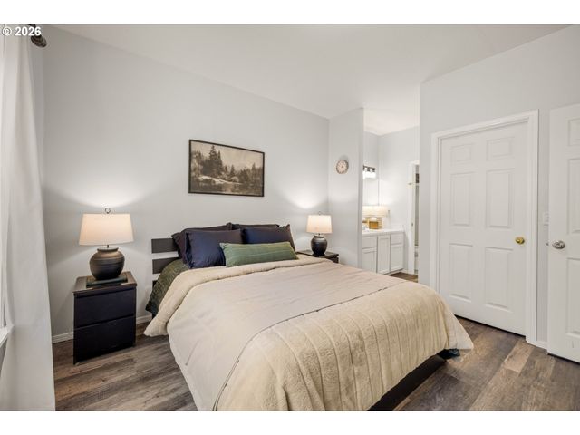 7386 Ne NELLY St, Hillsboro, OR 97124
