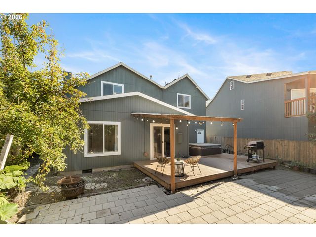 7386 Ne NELLY St, Hillsboro, OR 97124