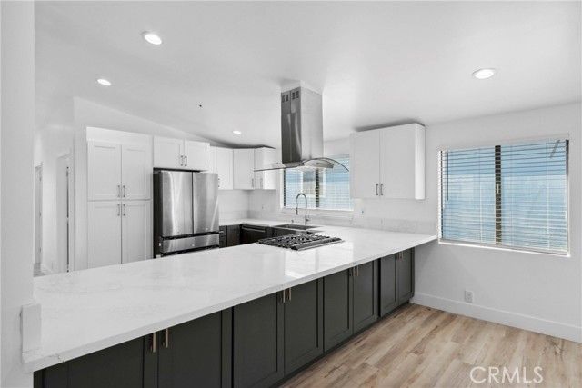 13691 Gavina Avenue 574, Sylmar (los Angeles), CA 91342