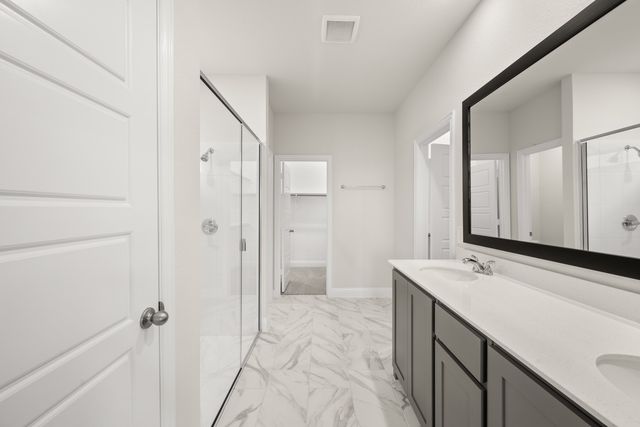 1101 Worthington Drive, Justin, TX 76247