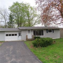 114 Cranberry Drive, Salina, NY 13088