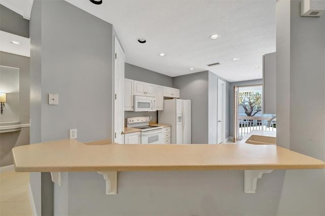 3608 54TH DRIVE W 202, Bradenton, FL 34210